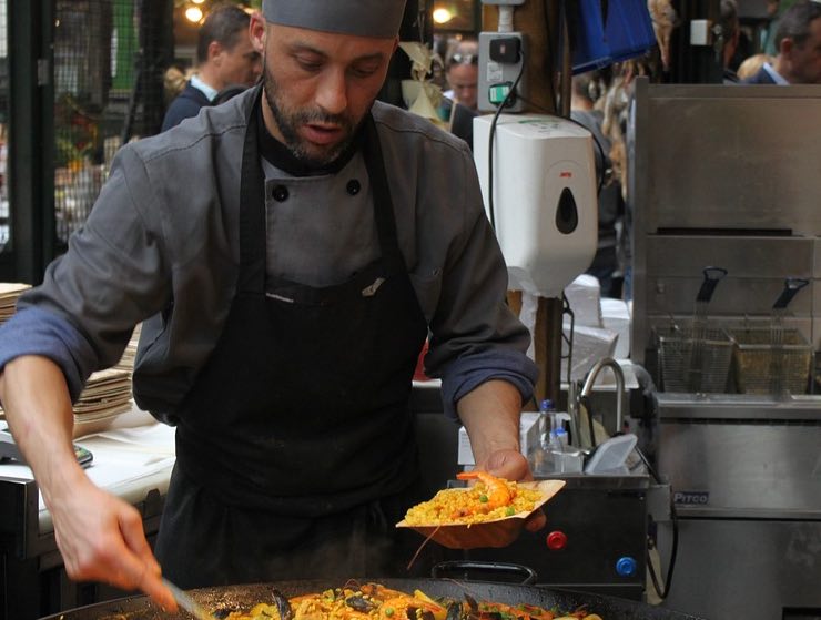 Paella al mercato