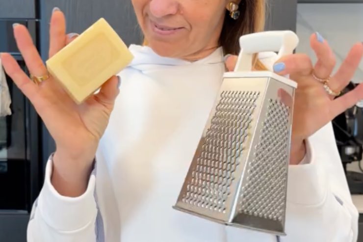 Macchie fondotinta pochi ingredienti tornano come nuove