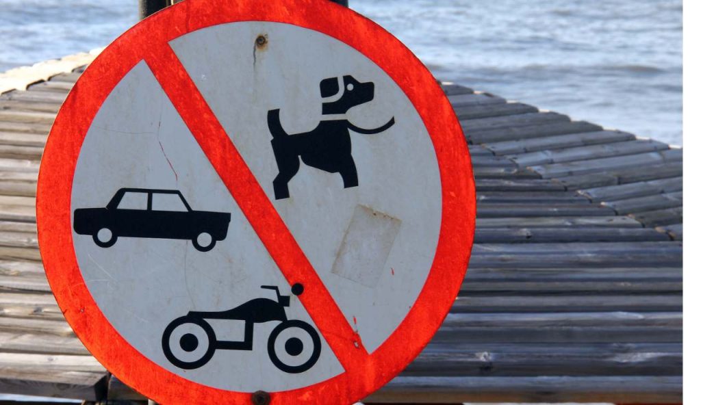 Divieto cani in spiaggia