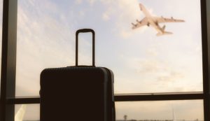 Illustrazione di un aeroporto (Canva FOTO) - aforismi-citazioni.it