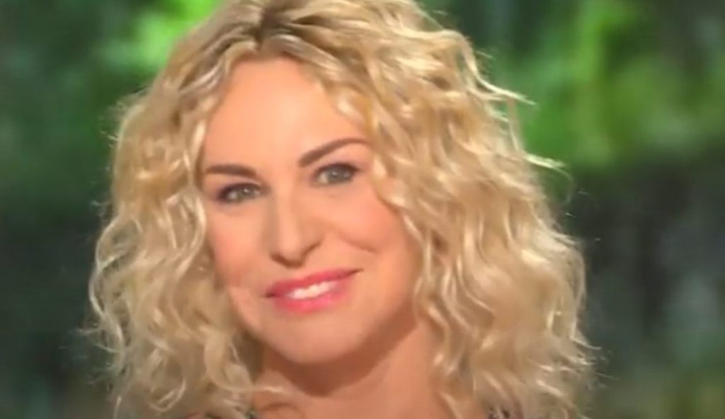 Antonella Clerici (Rai - youtube foto) - www.aforismicitazioni.it
