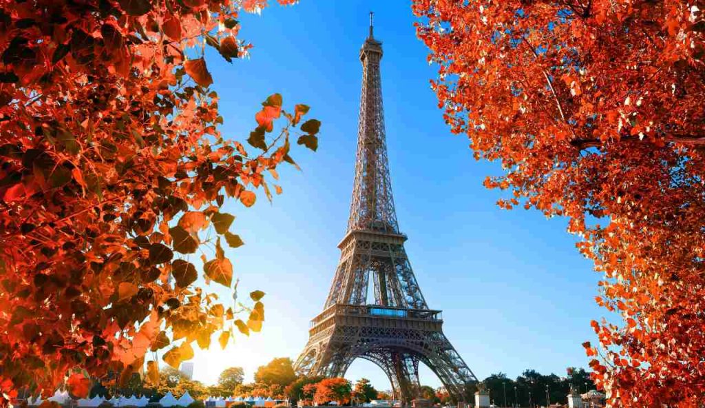 Da Atene a Parigi: città che hanno fatto la storia del pensiero e delle citazioni celebri